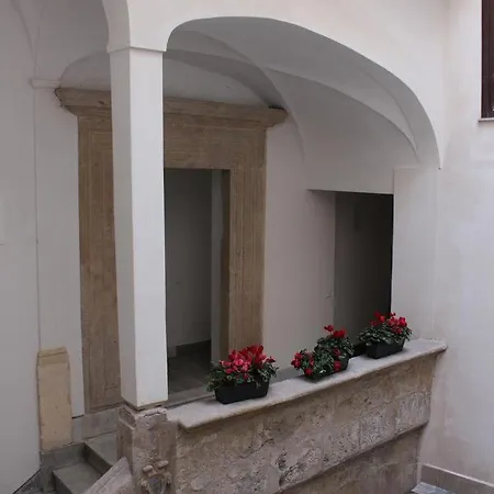 Sant'andrea - Luxury In Vucciria Vendégház *